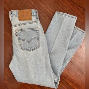 Levi's Vintage Women’s Light Wash Blue 521 Taper Jeans